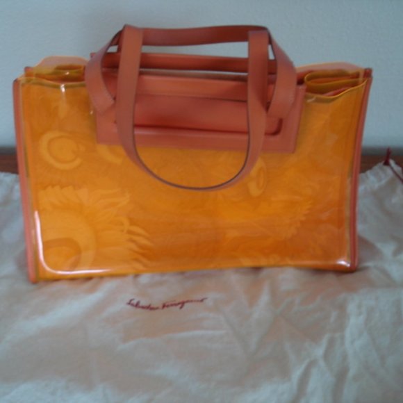 Salvatore Ferragamo handbag / tote EXC - Picture 1 of 9